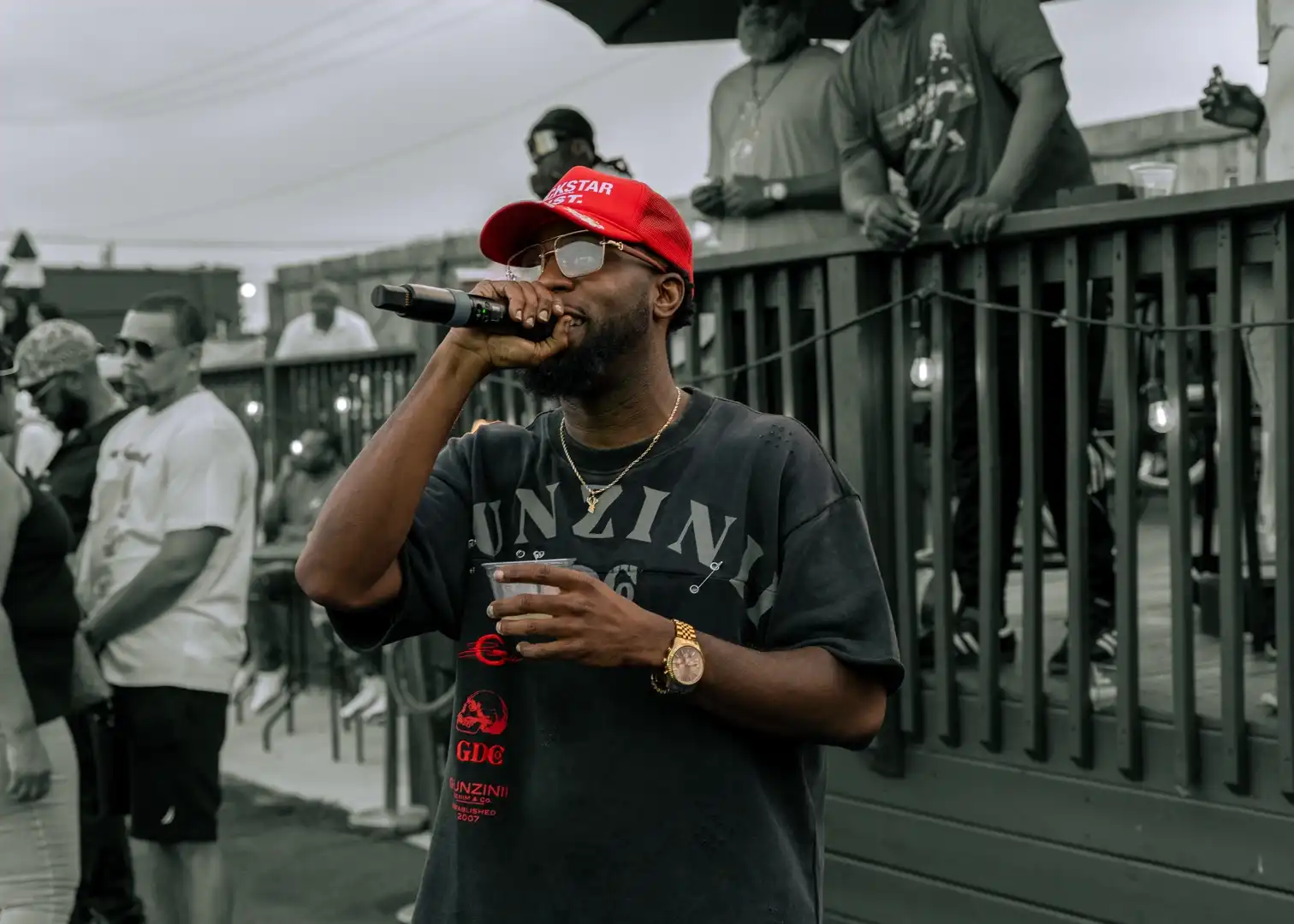 Entertainment/Sports Image