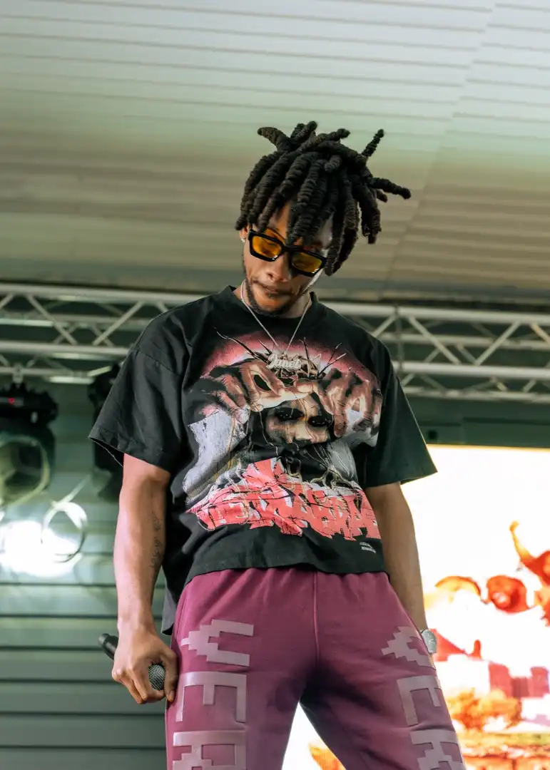 Entertainment/Sports Image